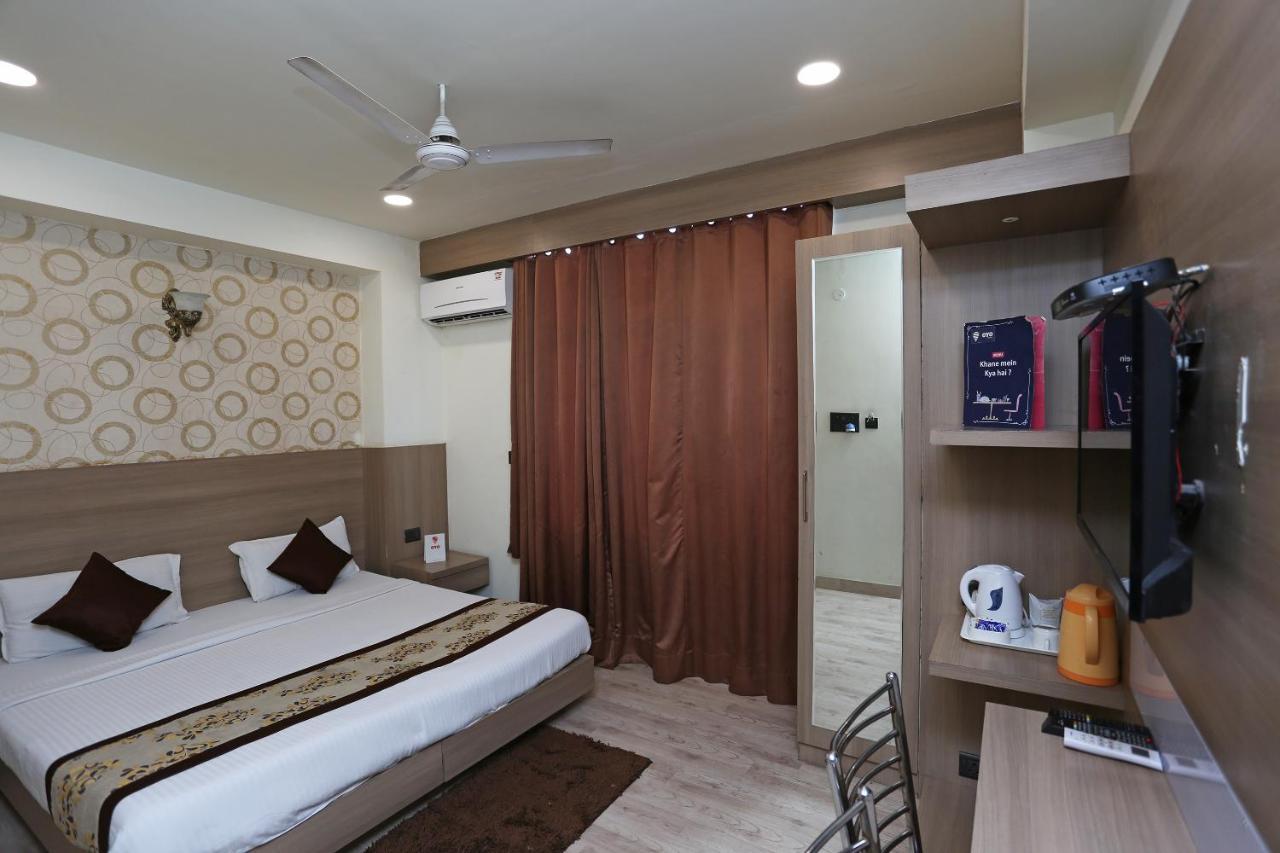 Capital O 5663 Gs Inn Chinhat Exterior photo